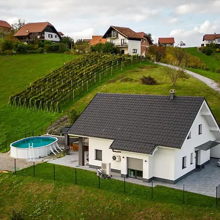Villa Frigo Pool & Spa - Happy Podplat